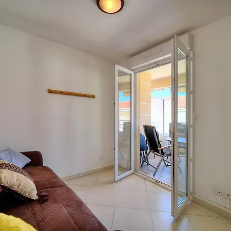 Ref 1766 - Center - For Rent 戛纳