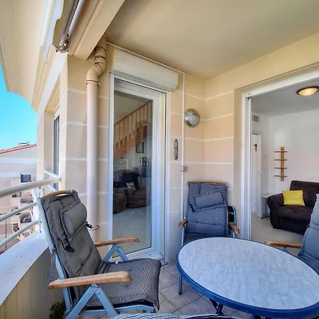 Ref 1766 - Center - For Rent