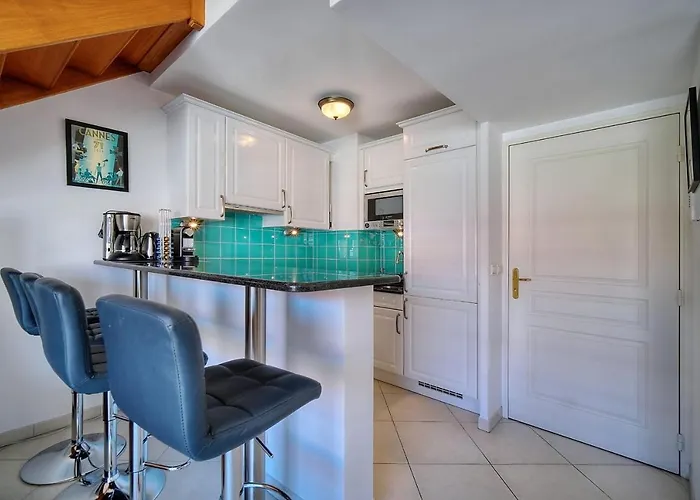 Ref 1766 - Center - For Rent Daire Cannes