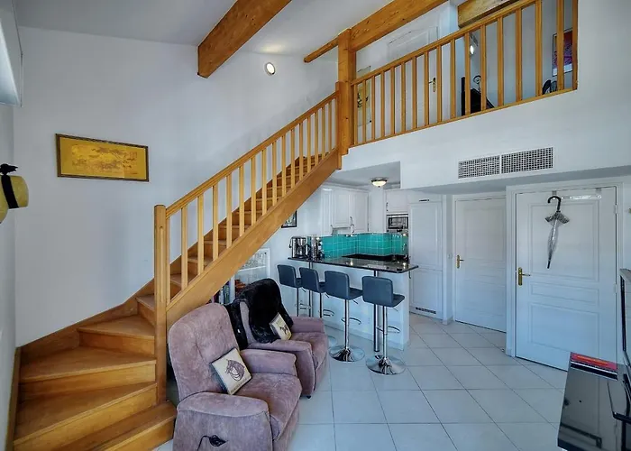 Ref 1766 - Center - For Rent Daire *