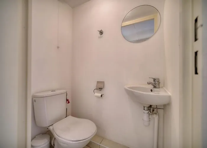 Ref 1766 - Center - For Rent Daire *