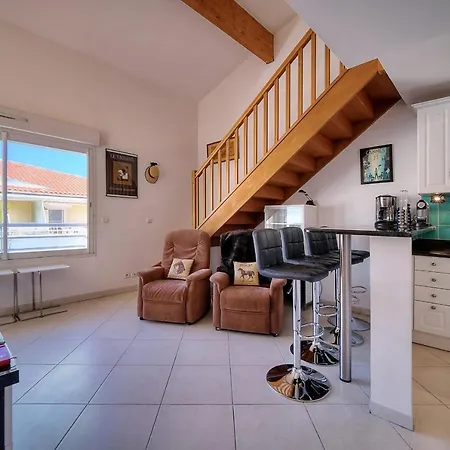 Ref 1766 - Center - For Rent Κάννες