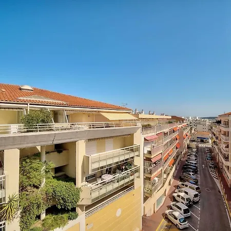 Ref 1766 - Center - For Rent Apartment